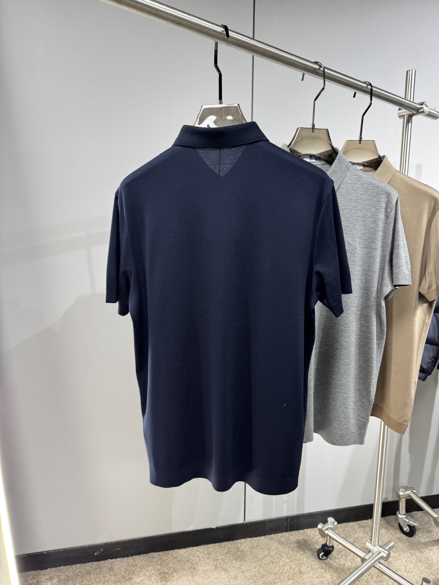 上新 26ss 巴宝莉 早春新款起脚Polo 原版定制 面料选用羊毛珠地棉 轻薄透气 上身丝滑舒适 高端