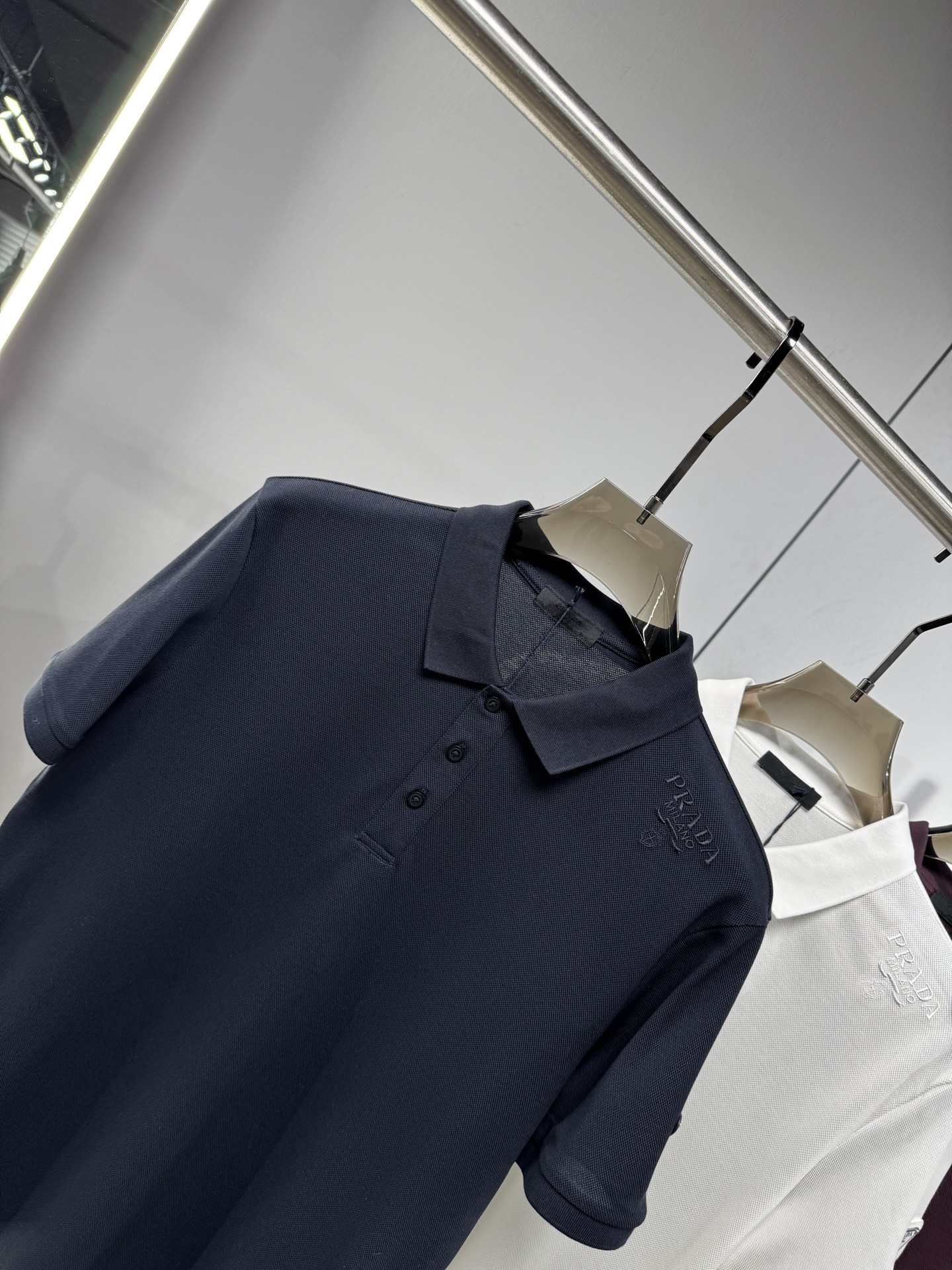 上新 26ss P家早春新款Polo 原版定制 面料选用珠地棉 轻薄透气 上身丝滑舒适 高端大气经典百搭