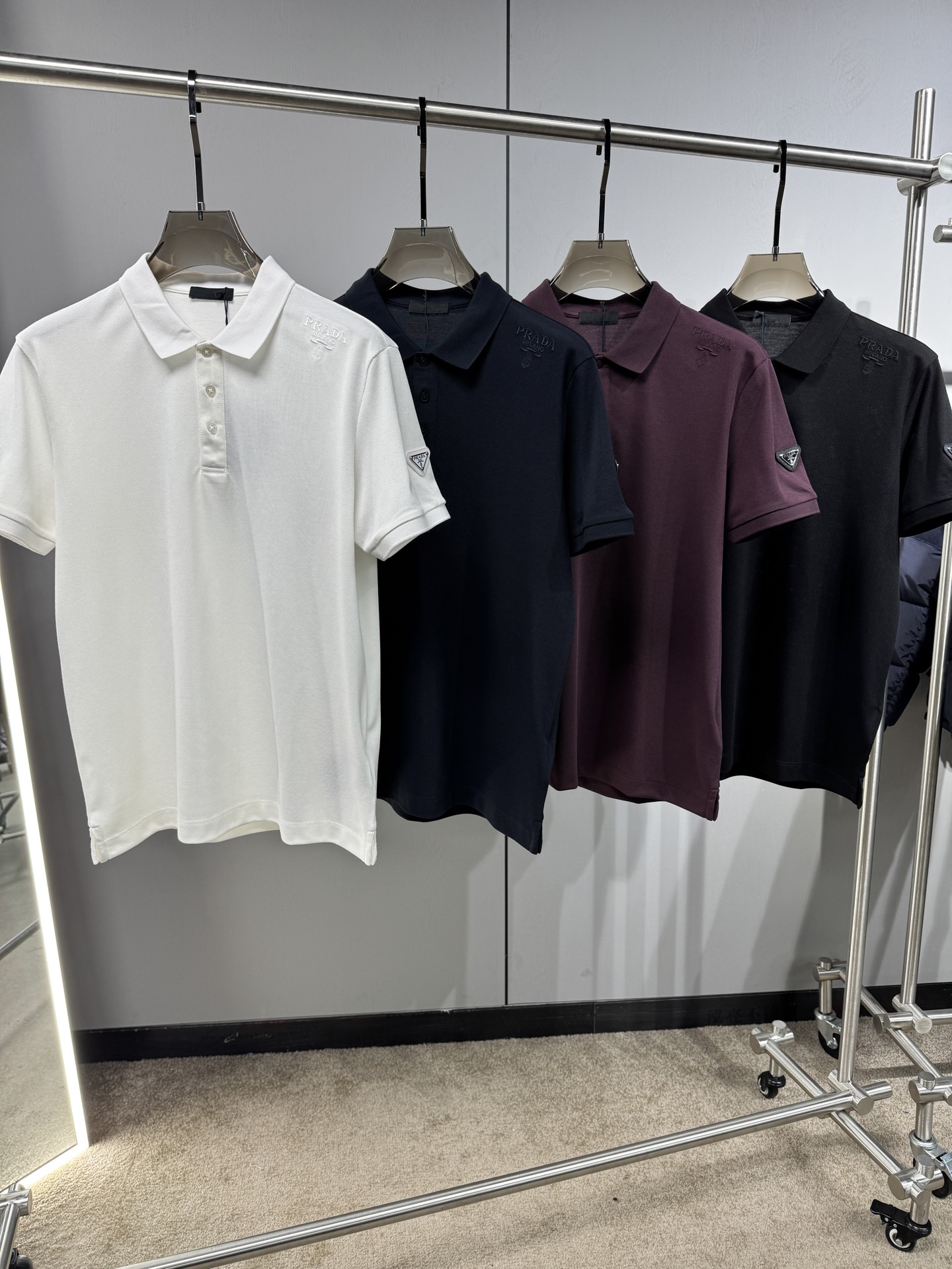 . 613472_310 613472_310