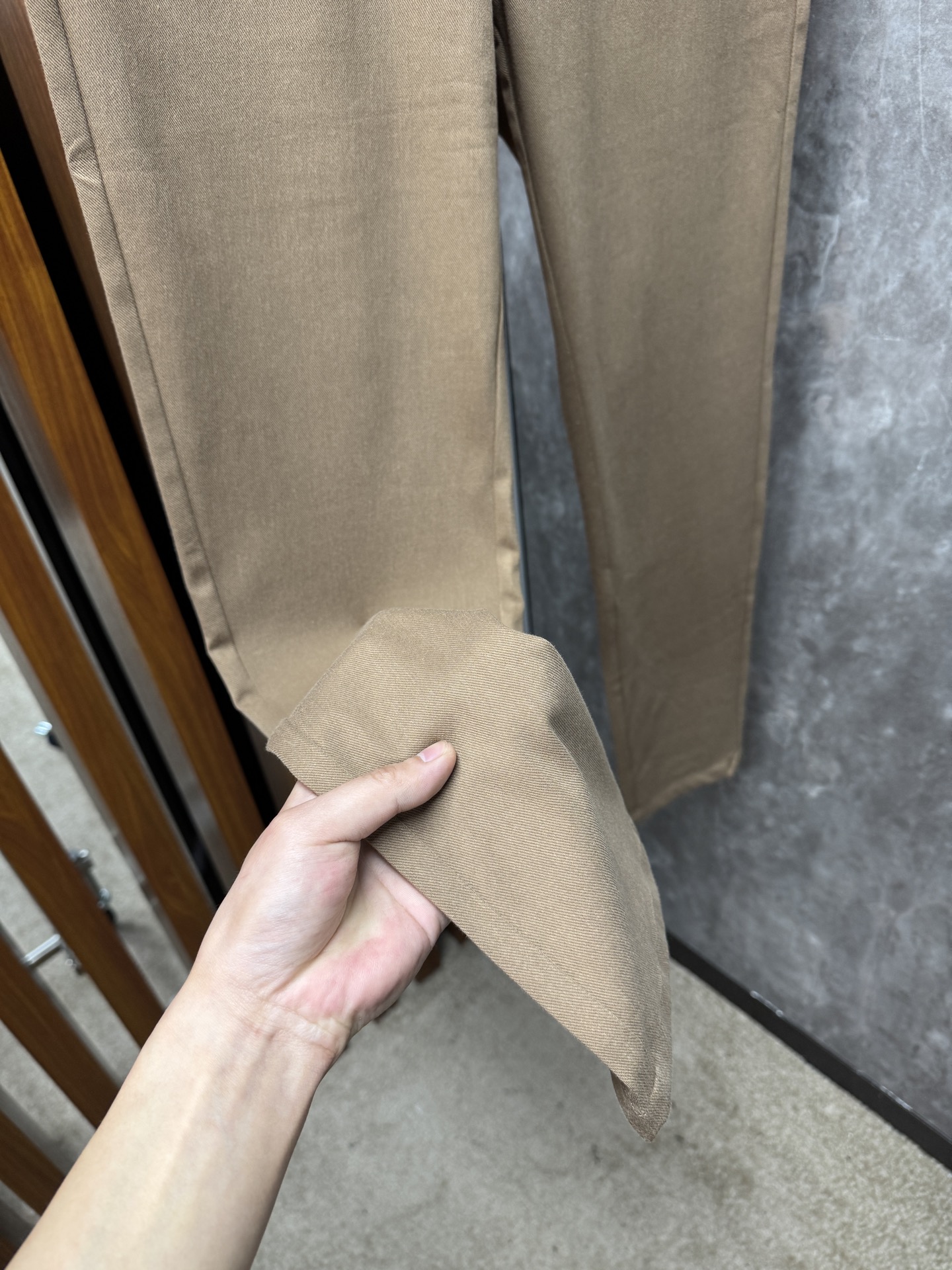 狠货来袭 26ss 早春新款五袋款休闲裤 面料精选斜纹高弹面料 柔软舒适 经典百搭 老钱风拉满 黑 咖 
