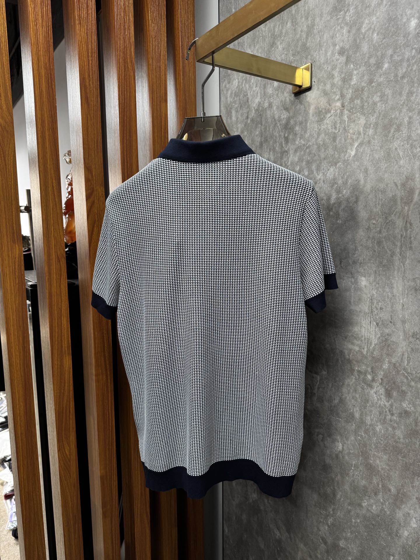 上新 26ss P家 春夏新款竖条提花起脚短袖 原版定制 面料选用进口彩柔棉 轻薄透气 上身丝滑舒适 高