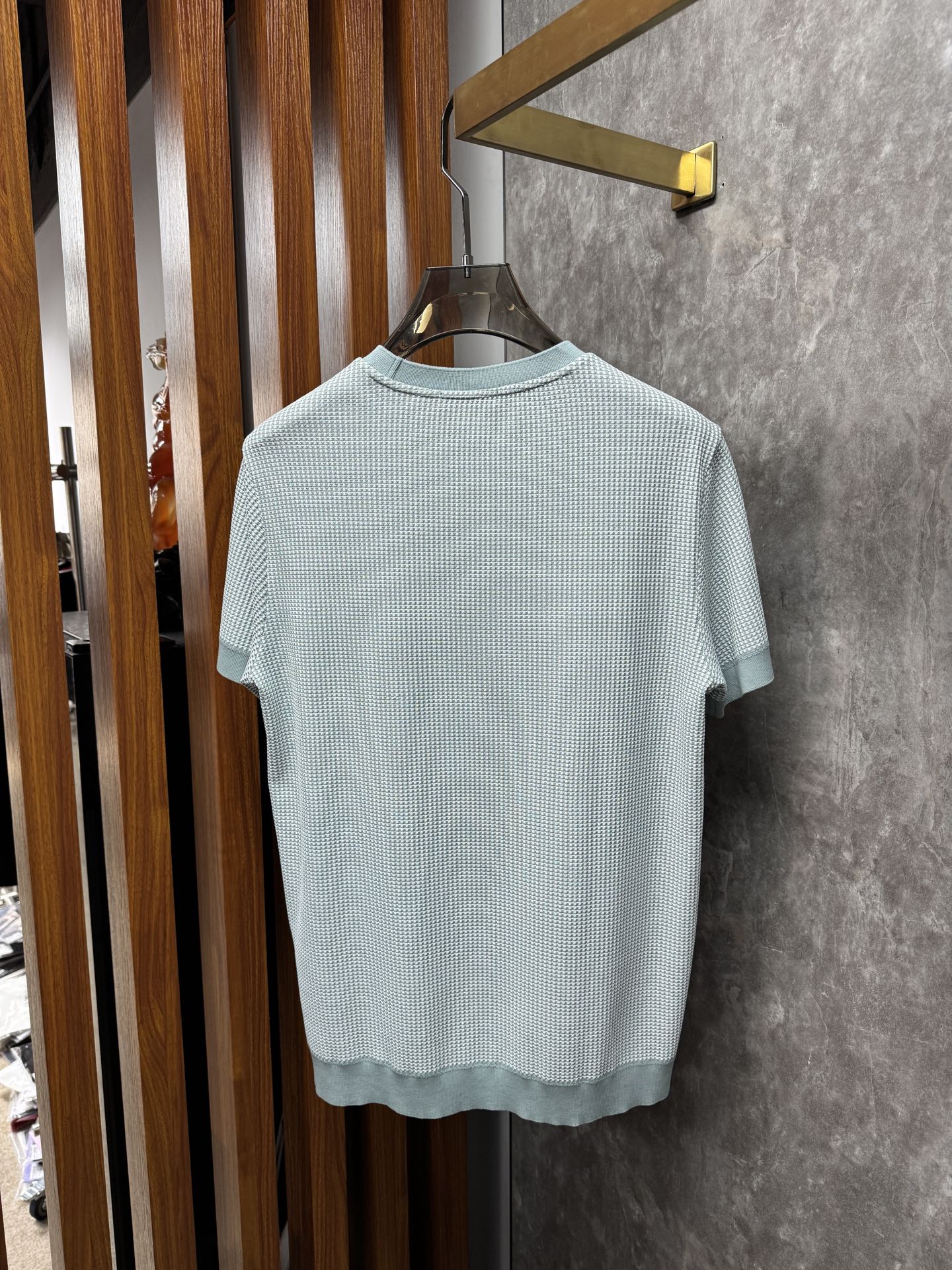 上新 26ss P家 春夏新款竖条提花起脚短袖 原版定制 面料选用进口彩柔棉 轻薄透气 上身丝滑舒适 高
