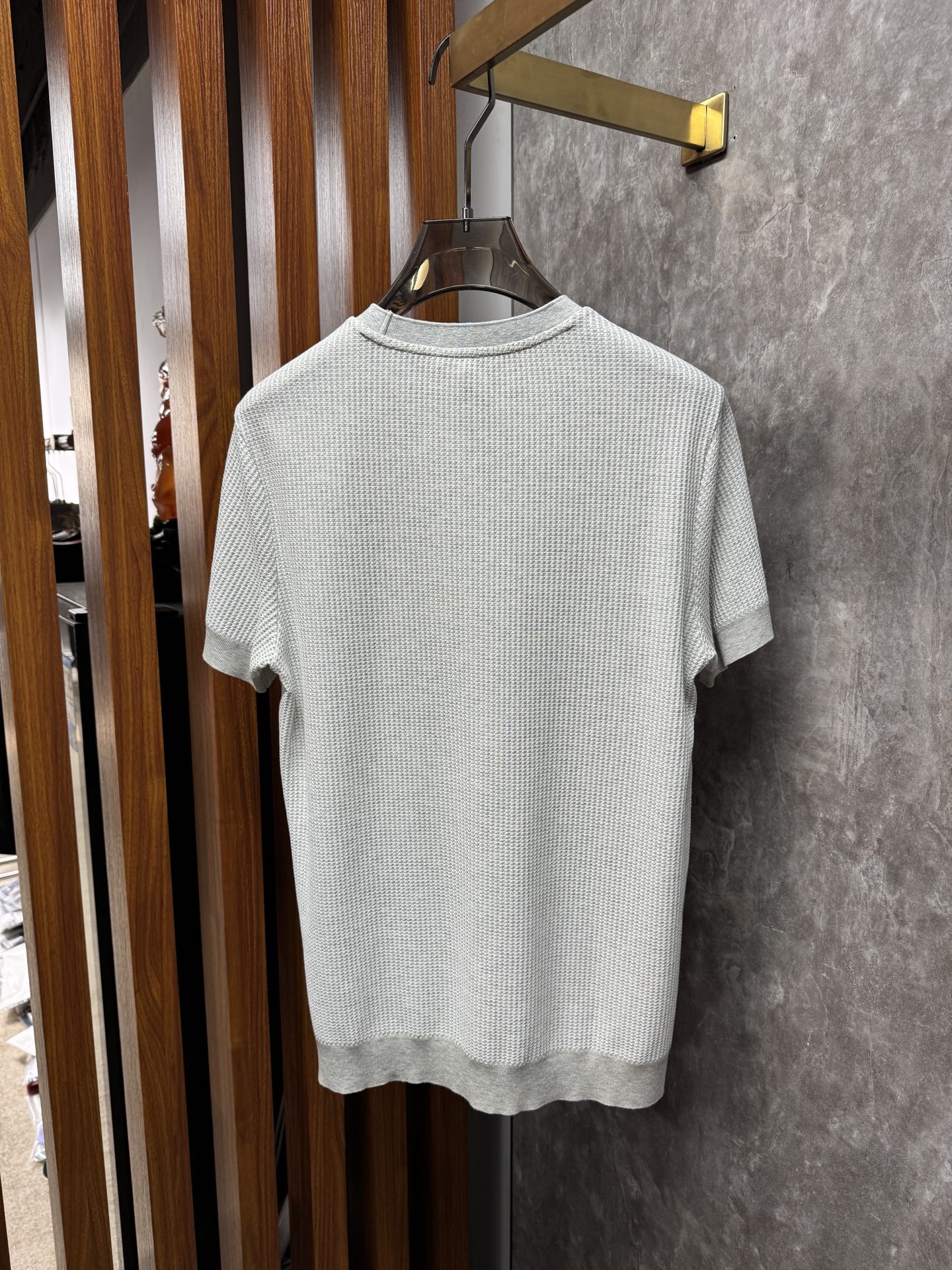 上新 26ss P家 春夏新款竖条提花起脚短袖 原版定制 面料选用进口彩柔棉 轻薄透气 上身丝滑舒适 高