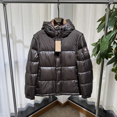 B家 26ss|可拆卸袖连帽羽绒 码数48-56 一衣两穿,袖子可拆卸,秒变羽绒马甲 横段充绒饱满蓬松,连帽防风设计 袖 B家 26ss|可拆卸袖连帽羽绒 码数48-56 一衣两穿,袖子可拆卸,秒变羽绒马甲 横段充绒饱满蓬松,连帽防风设计 袖