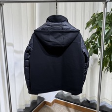 Z家 26SS|连帽羊毛羽绒拼接夹克 棕袖款 / 黑袖款两色 衣身羊毛面料,两侧袖子横绗羽绒拼接 可拆卸连帽,拉链门 Z家 26SS|连帽羊毛羽绒拼接夹克 棕袖款 / 黑袖款两色 衣身羊毛面料,两侧袖子横绗羽绒拼接 可拆卸连帽,拉链门