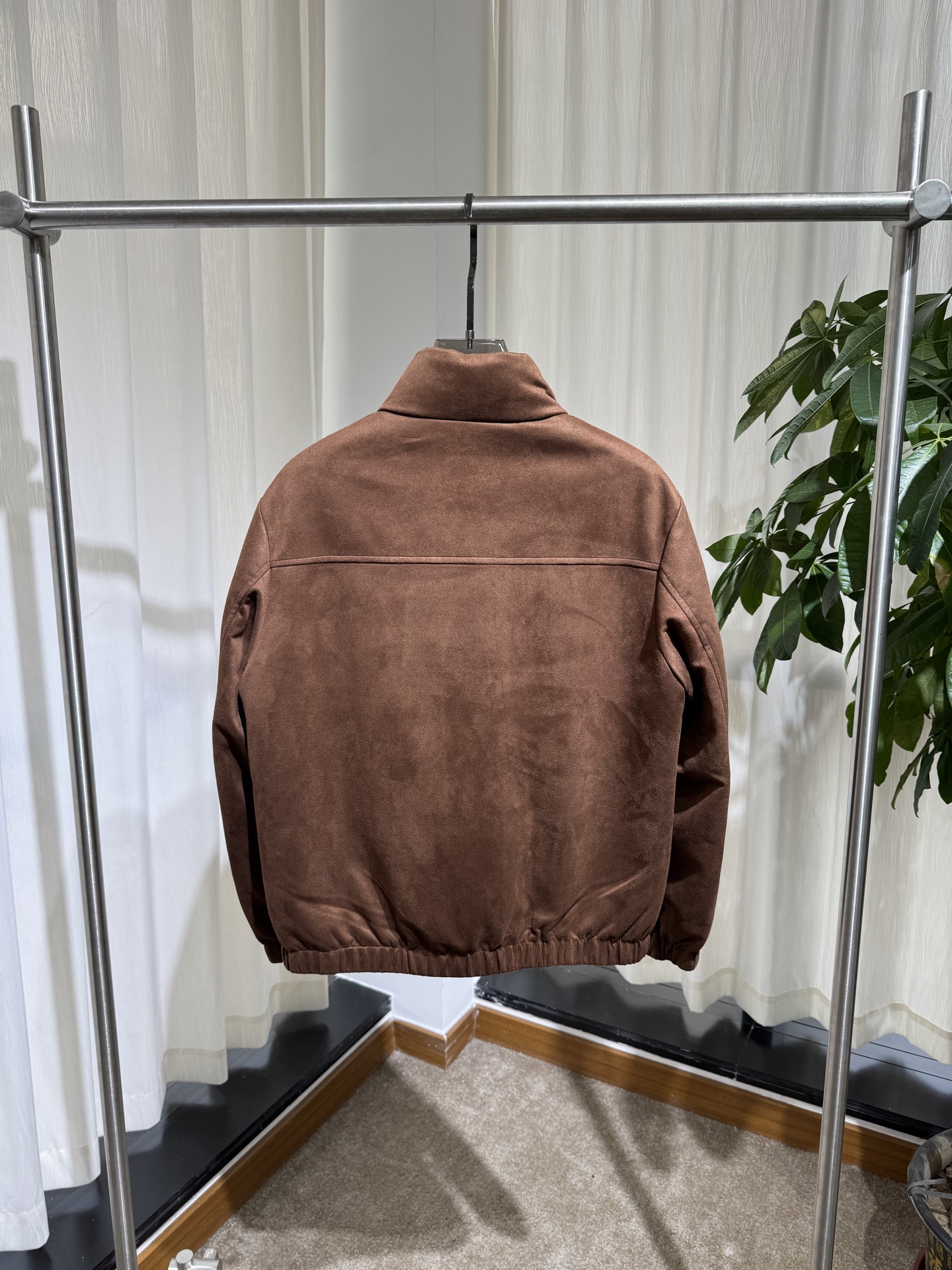 M家 26SS｜两面穿立领羽绒夹克   棕色 / 黑色两色 一面羽绒填充，蓬松保暖 一面细腻绒感，日常轻便 立领防风，全