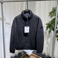 M家 26SS|两面穿立领羽绒夹克 棕色 / 黑色两色 一面羽绒填充,蓬松保暖 一面细腻绒感,日常轻便 立领防风,全 M家 26SS|两面穿立领羽绒夹克 棕色 / 黑色两色 一面羽绒填充,蓬松保暖 一面细腻绒感,日常轻便 立领防风,全