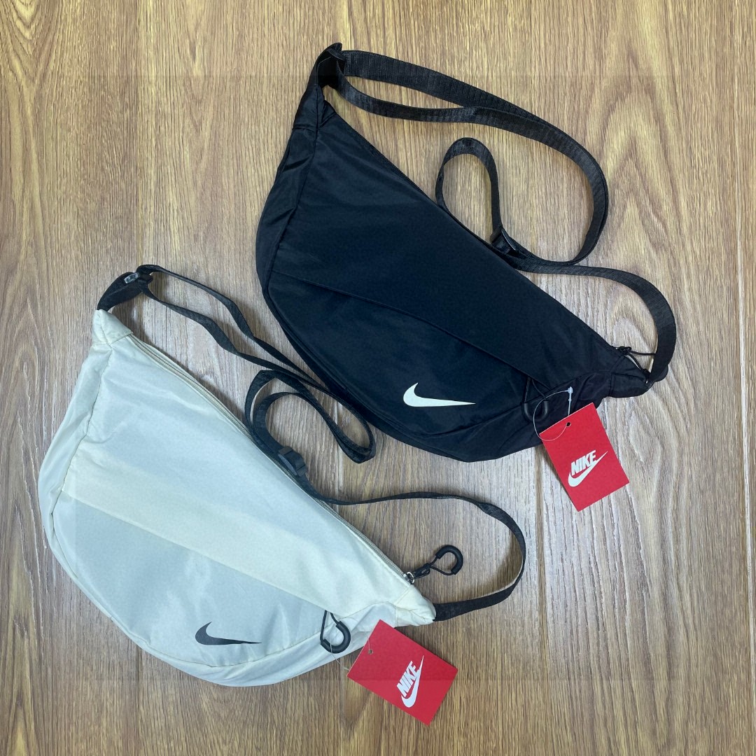 Alternative view of Crossbody Bag 05841