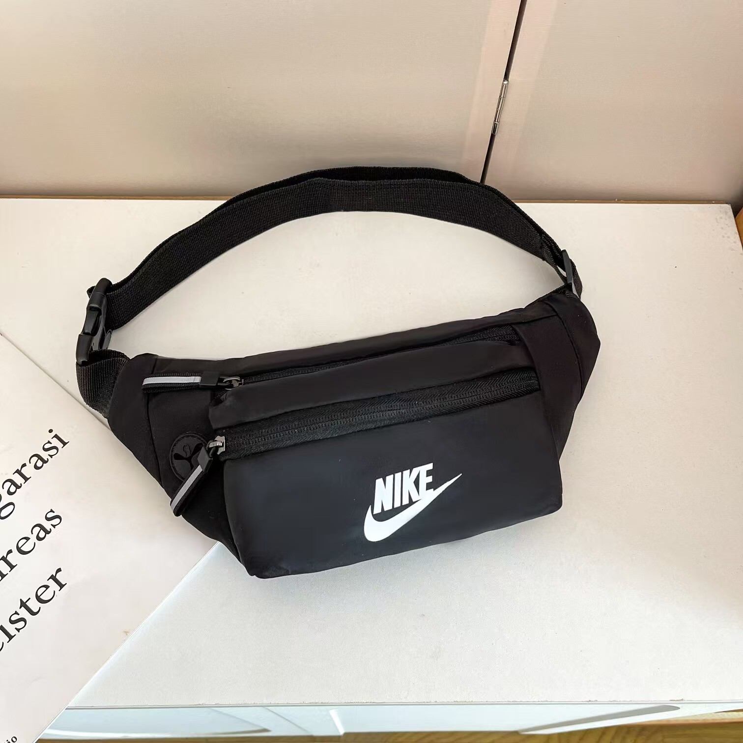 Alternative view of Crossbody Bag 05844