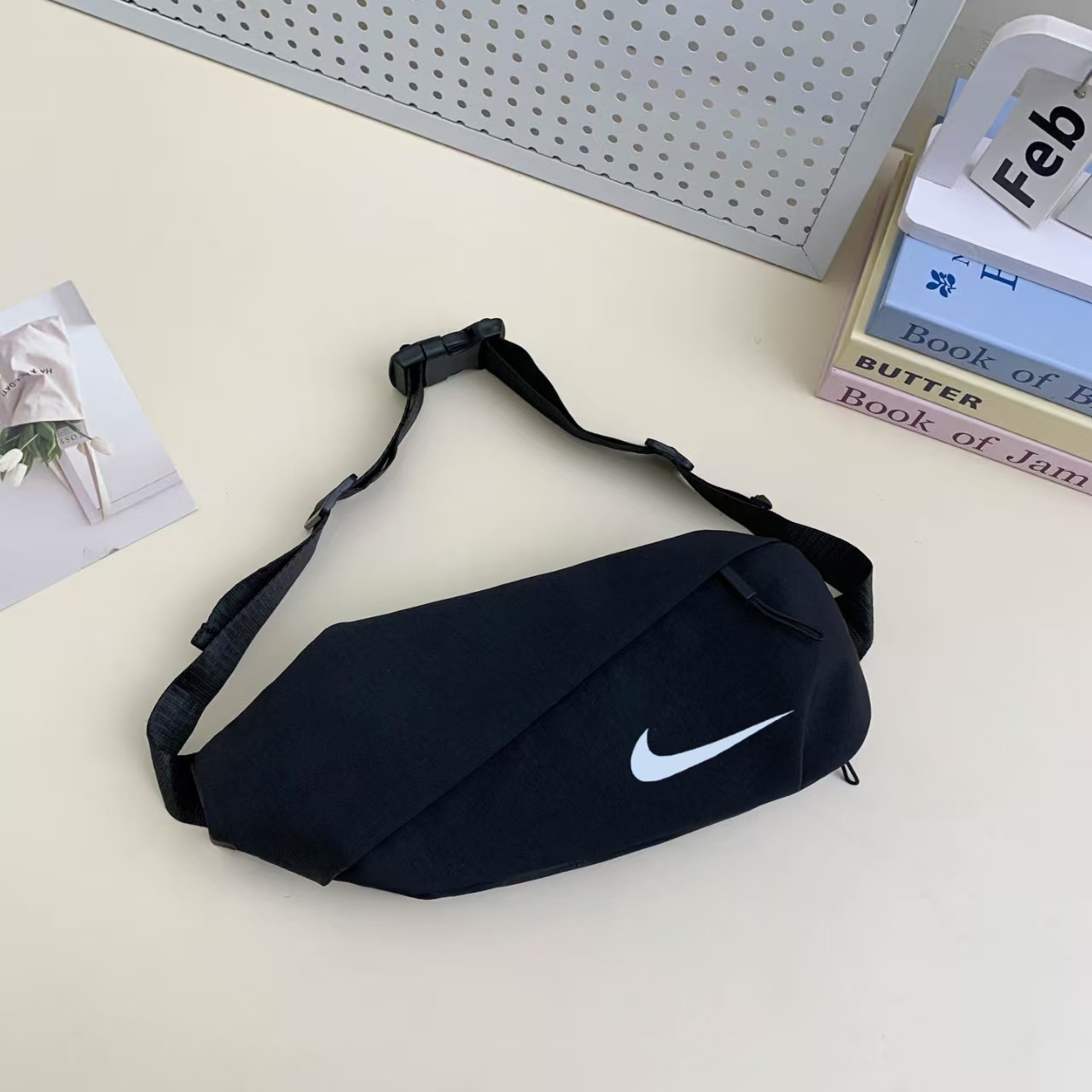 Alternative view of Crossbody Bag 05865