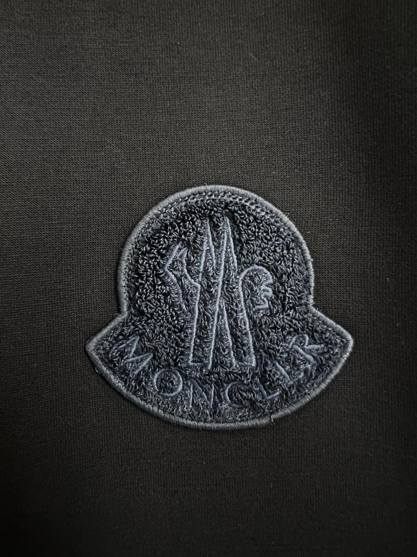 “New Men’s Zip Jackets for Autumn/Winter: Mon Monmons Sets with Soft Skin-Friendly Fabric” - 图片 7