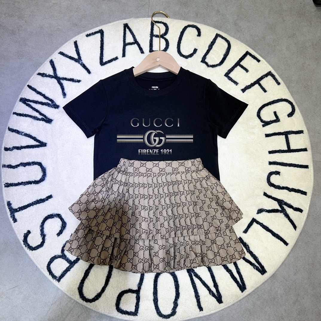 ❤️无少 @138一套 Gucci 短裙套装 90-100-110-120-120