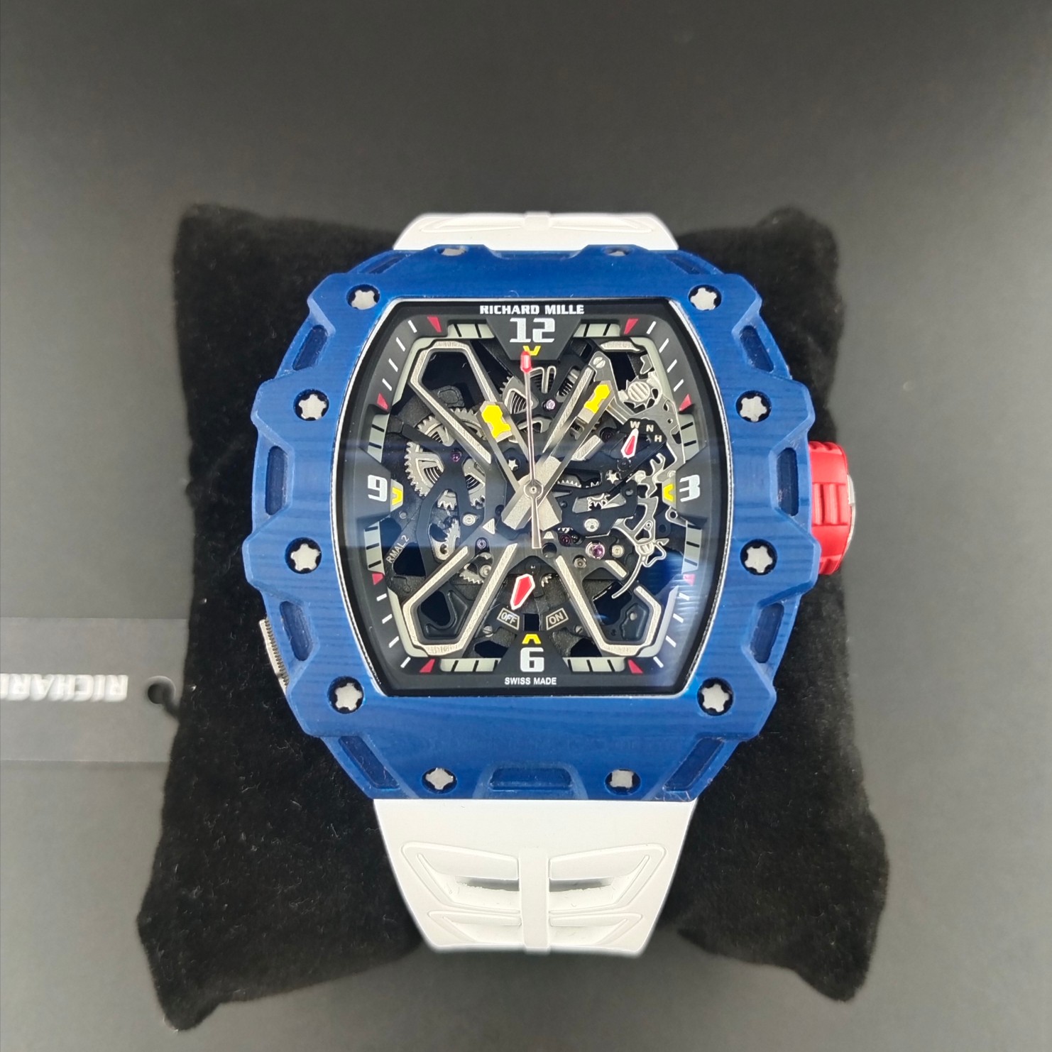 NO:337060,The latest hit!  Top replica and restore authentic product [RICHARD MILLE] Richard Miller RM35-03 NTT black, white and blue full carbon fiber series Each shell is made of handmade patterns, and each shell is all different!  !  !  Features 1: The case and bottom cover of this replica version are made of high-density imported NTT@carbon fiber material 2: The bottom of the carbon fiber case and the titanium inner liner are processed synchronously!  The upper and lower shells have no gaps between the left and right sides. The 3 strap is made of pure rubber material imported from Malaysia, making it look super tough and soft. The strongest RM special rubber tape on the market can be interchanged with the genuine product. 4 According to the original principle, titanium metal material is used as the inner liner and the cutting-edge electric spark fine cutting technology is adopted!  The movement uses the characters on the bottom of the imported seiko automatic movement 5 using cutting-edge ultrasonic precision engraving technology, so that the overall bottom of the watch has a noble texture 6 glass is made of the highest hardness sapphire crystal glass material on the market!  !  !  ,19860909最新爆款！顶级复刻还原正品【 RICHARD MILLE】理查德米勒 RM35-03 NTT黑白蓝全碳纤维系列 我们每一只壳全部是手工制作纹路,每一只壳纹路全部不同！！！特点1:此复刻版表壳和底盖釆用高密度进口NTT＠碳纤维材料 2:碳纤维表壳表底和钛内胆两侧釆用同步CNC加工！使之壳上下与左右二侧毫无缝隙,3表带釆用马来西亚进口纯橡胶材料制作而成,使之呈现出超韧性及柔软的感觉,市面上最强的RM专用橡胶带,做到能与正品互换鑫的效果4依原版原理采用钛金属材料作为内胆及釆用最前沿的电火花精切缕空技术！机芯釆用进口seiko自动机芯5表壳底上的字使用最前沿的超声波精准雕刻技术,使表底整体呈现岀高贵的质感6玻璃釆用目前市面上最高硬度的蓝宝石水晶玻璃材料！！！,,Watch