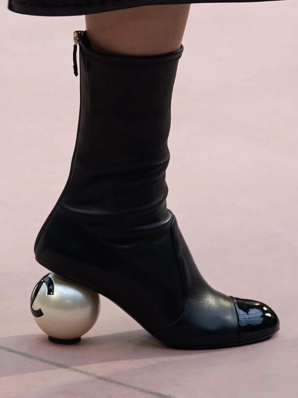 NO:612423,Popular Chanel pearl heel elastic boots, boots and shoes, chanel, boots19860909爆款香奈儿珍珠跟弹力靴,靴子单鞋,chanel,boots,Women's Shoes