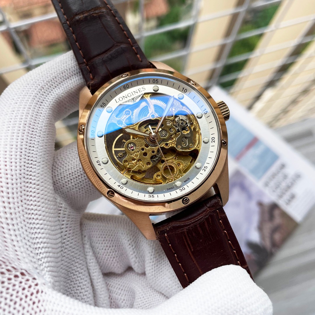 NO:850149,Unified, complex timepieces, luxurious and elegant, classic new products, shocking launch [Latest] Longines Big Flywheel Design [Type] Boutique men's watch [Strap] Genuine leather strap [Movement] High-end fully automatic mechanical movement [Mirror] Mineral-strengthened glass (higher definition) Elegant taste Vast and atmospheric Ingenuity Wrist treasure Size 42mm diameter 12.5mm thick Hot sale on the market!  Welcome to reprint!  ,,longines,cowhide19860909统一 复杂时计 奢华大气 经典新品 震撼上市【最新】浪琴 大飞轮设计【类型】精品男士腕表【表带】真牛皮表带【机芯】高端全自动机械机芯【镜面】矿物质强化玻璃（更高清） 品味高雅 浩瀚大气 匠心独运 腕间瑰宝 尺寸直径42mm厚12.5mm热卖上市！欢迎转载！,,longines,cowhide,Watch