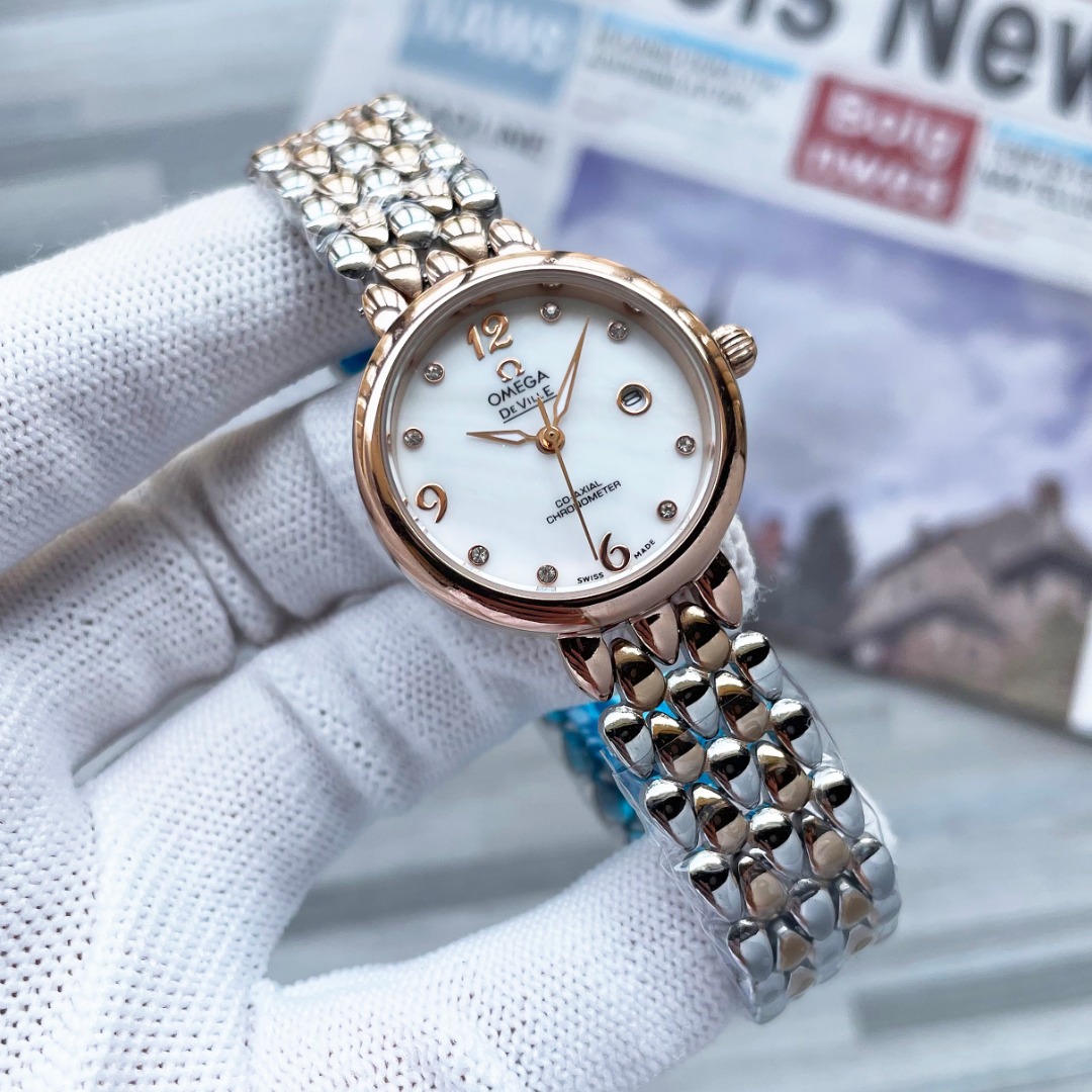 NO:943261,Chinese Valentine's Day Women's White Light Gold Diamond 30 Upgraded Version of OMEGA - Omega Elegant Series makes an outstanding and stunning appearance, perfectly combining the elegant charm of luxurious jewelry with the precise technology of excellent timepieces. The 'dew' is connected into a dazzling bracelet. The smooth lines are filled with soft and agile feminine charm. The five-section bracelet is matched with a butterfly clasp, exquisite and charming!  Size 27MM, imported movement, real shot, consistent quality!  ,,omega19860909七夕女款白光金钻30 升级版OMEGA -欧米茄典雅系列 卓越的惊艳亮相,将华贵珠宝的优雅魅力与卓越时计的精准技术完美结合“露珠”连结成一条光华夺目的表链,流畅的线条洋溢着柔美灵动的女性韵味.五节式表链搭配蝴蝶表扣,精巧迷人！尺寸27MM,进口机芯机芯, 实物拍摄 品质如一！,,omega,Watch