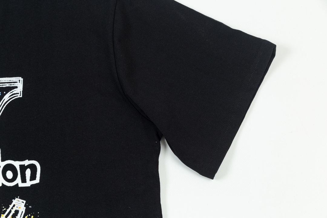Louis Vuitton Summer Short Sleeve T-Shirt with Unique Logo - Unisex 7 i1719567823 1950 4