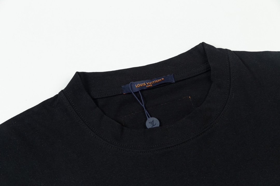 Louis Vuitton Summer Short Sleeve T-Shirt with Unique Logo - Unisex 4 i1719567823 902 6