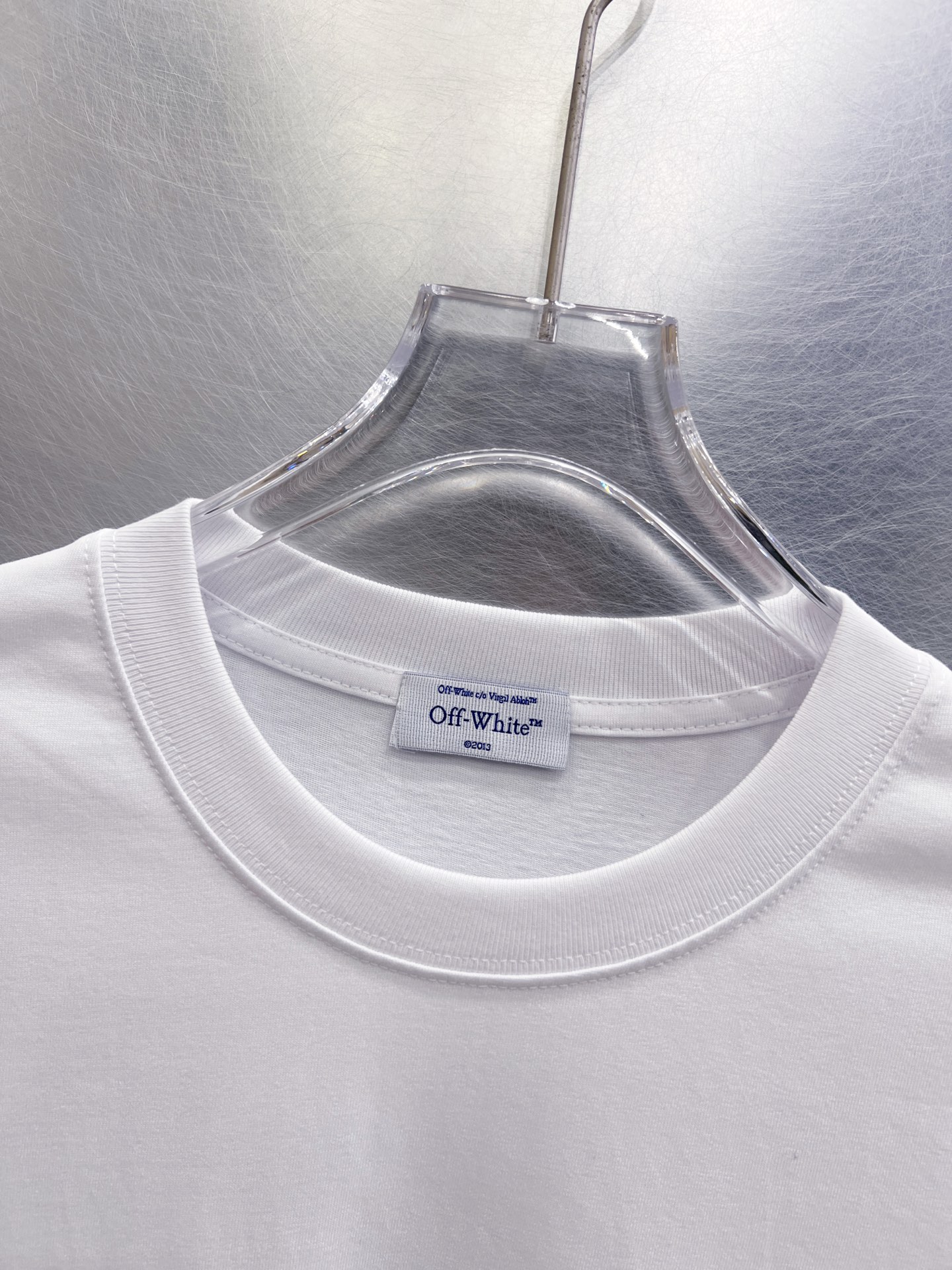 오프화이트 남성 300 g 봄여름 반팔 티셔츠 87293 이미지 8