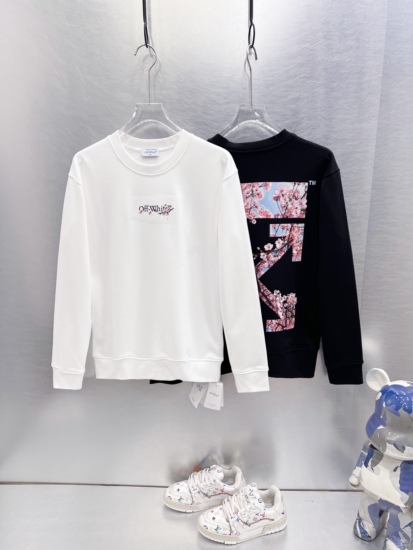 P110, OFF-WHITE OW sudadera con capucha de la serie limitada de cerezos en flor, diseño temático de primavera, pequeño …