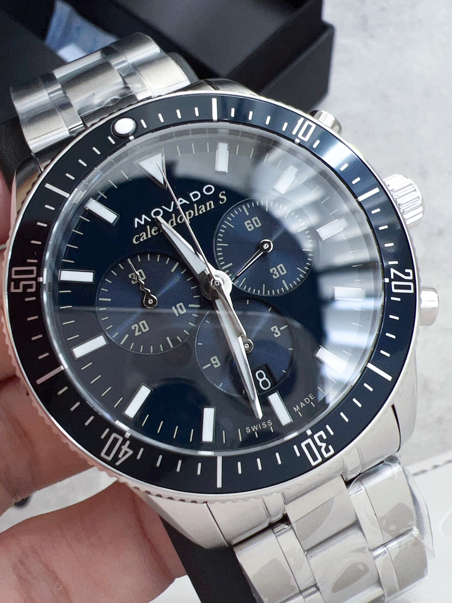 Часы Movado