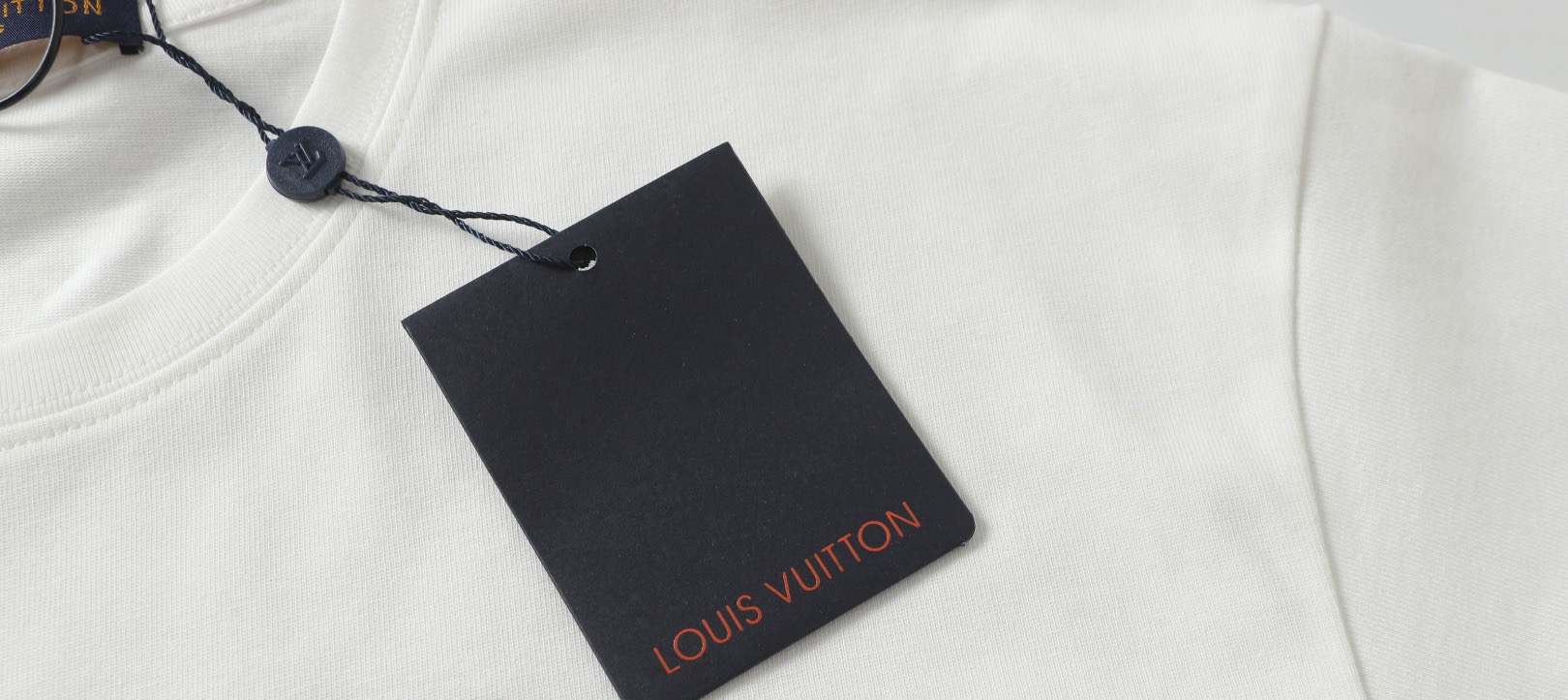Louis Vuitton 1V 2025春夏新款 五角星印花圆领短袖tee