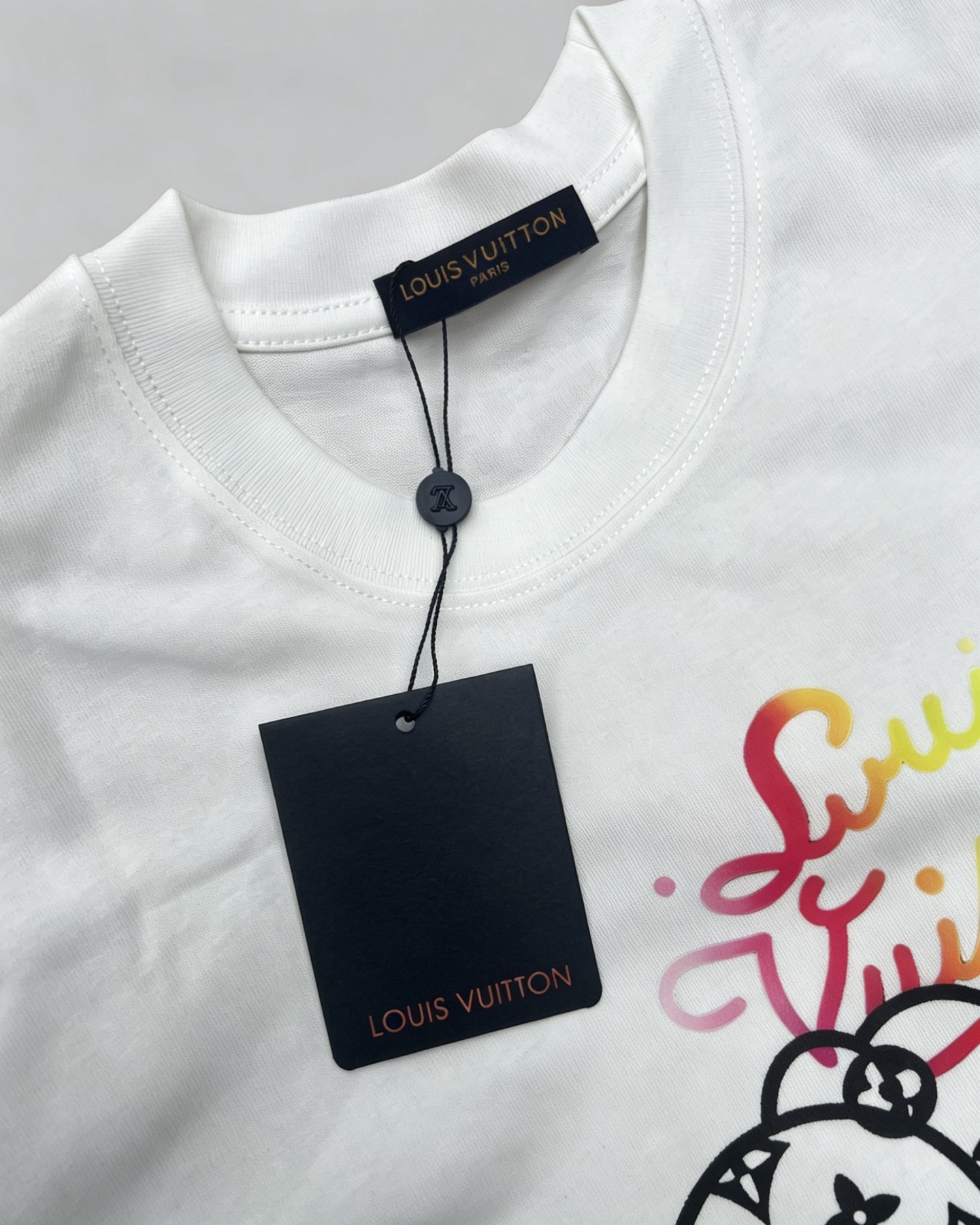 Louis Vuitton 1V 2025春夏新款 小熊印花圆领短袖tee