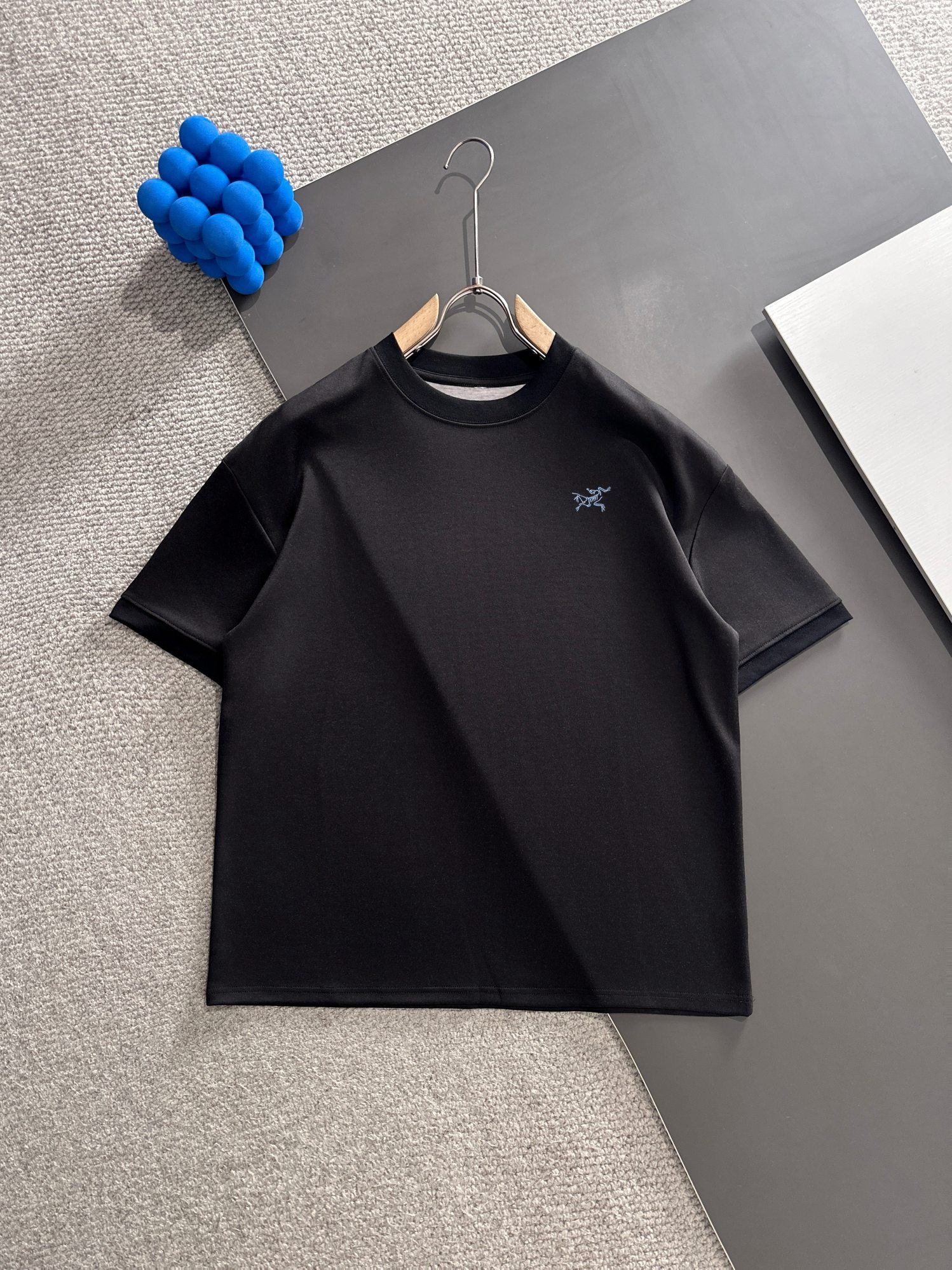 Envío al día siguiente Nuevo estilo de primavera y verano de Arc'teryx 2025 Calidad superior Presentamos mangas cortas …