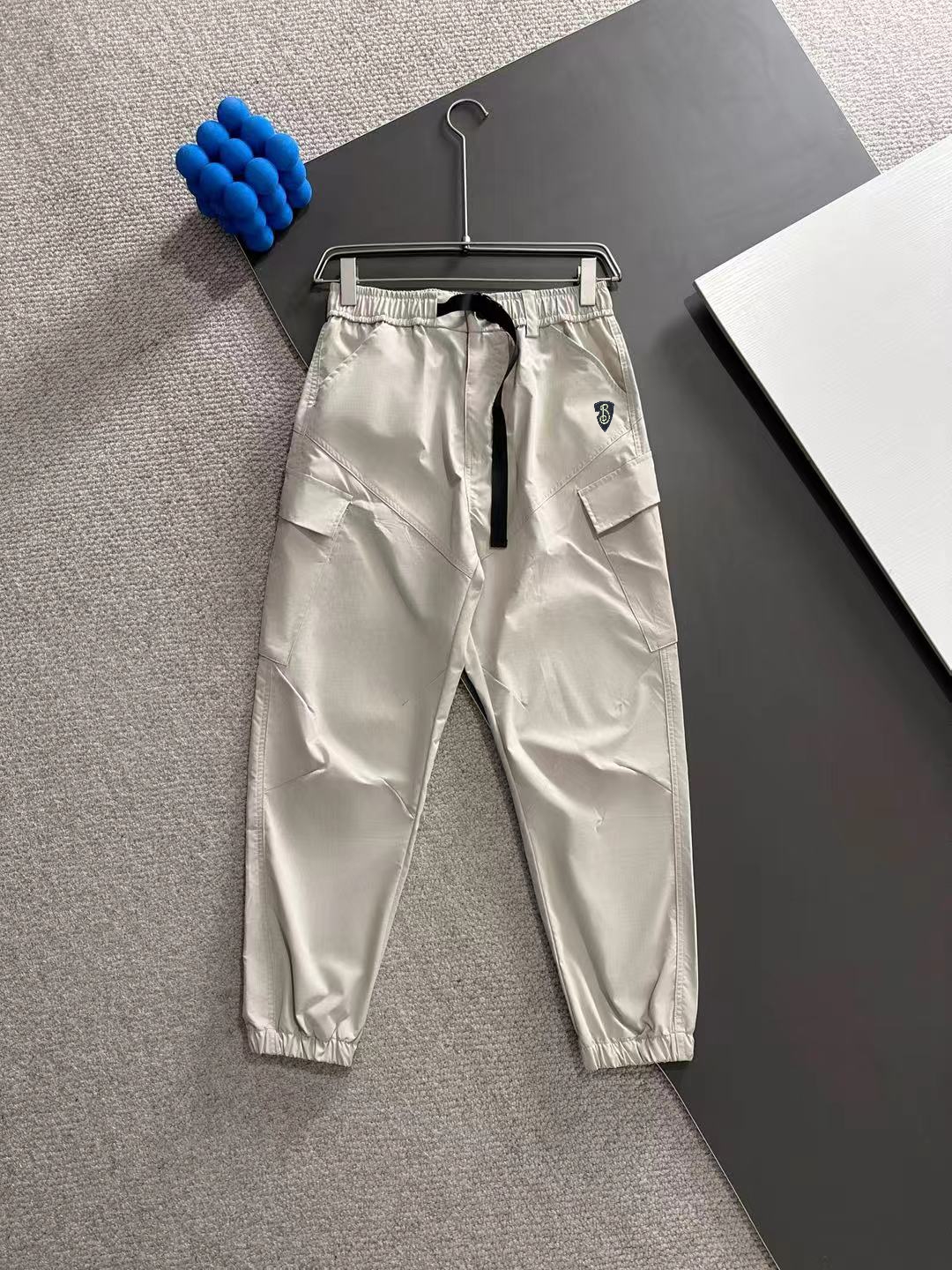 Envío al día siguiente Burberry/BURBERRY 2025 primavera y verano nuevos pantalones casuales con banda elástica, tejidos…