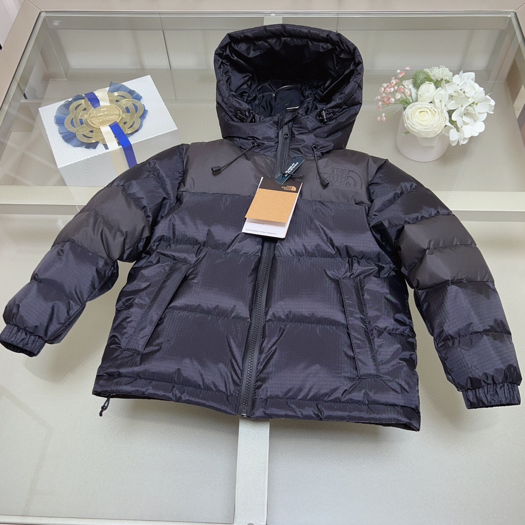 Children's clothing 7