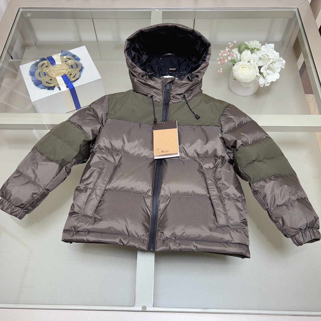 Children's clothing 8