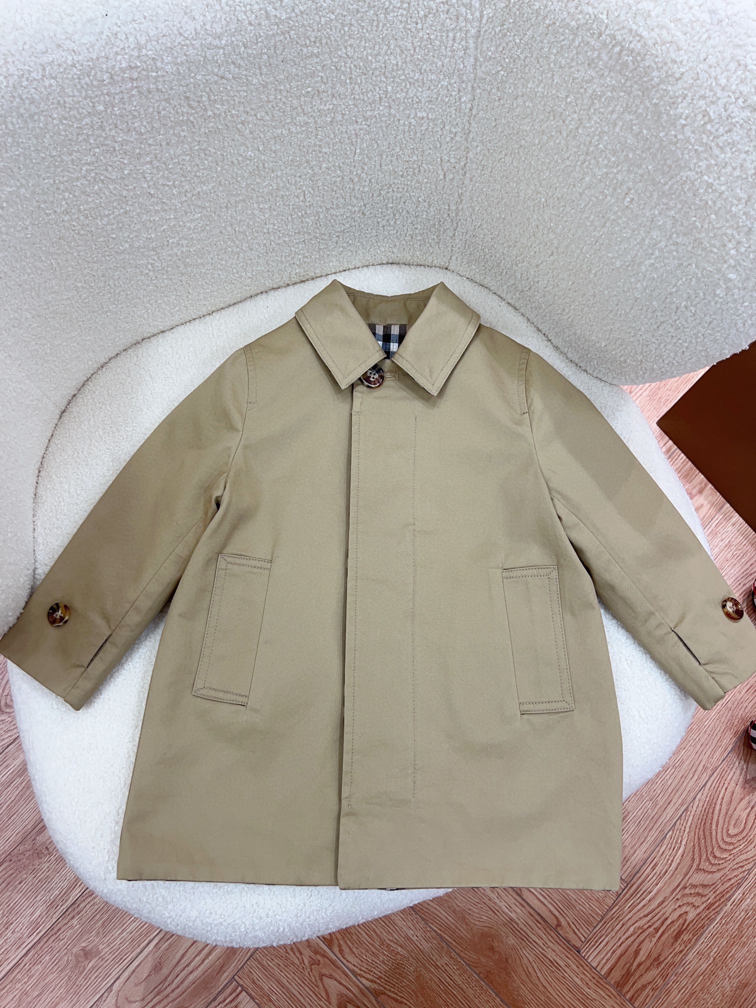 博柏利 Burberry 高级成衣风衣外套及大衣服饰 #B05CE9B7 9