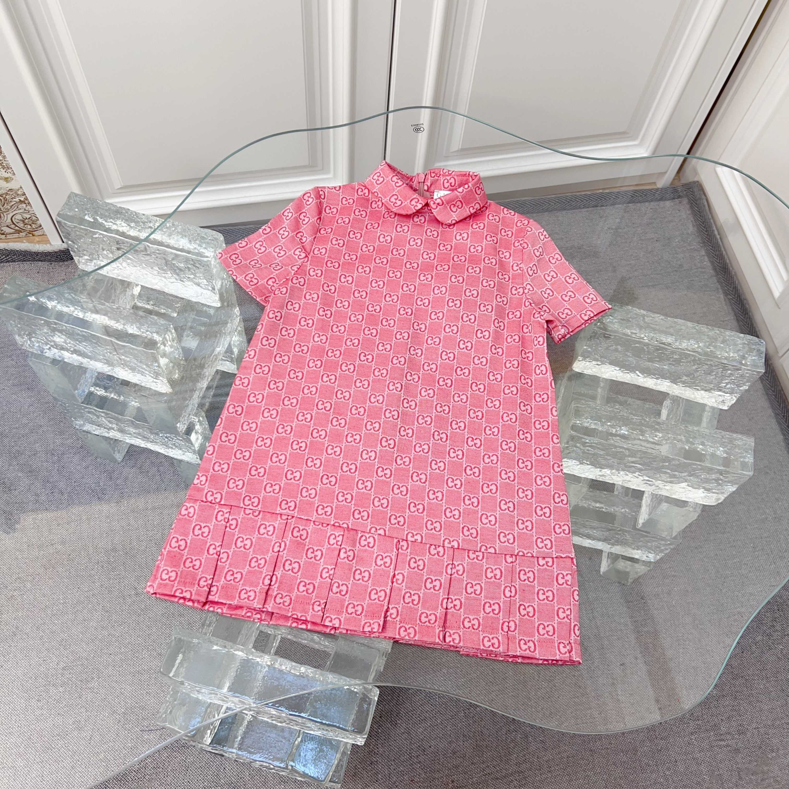 Children's clothing 9