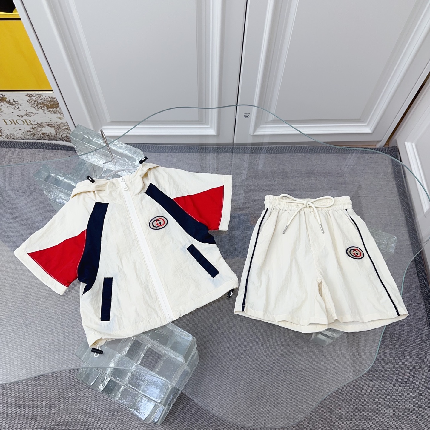 Children's clothing 4