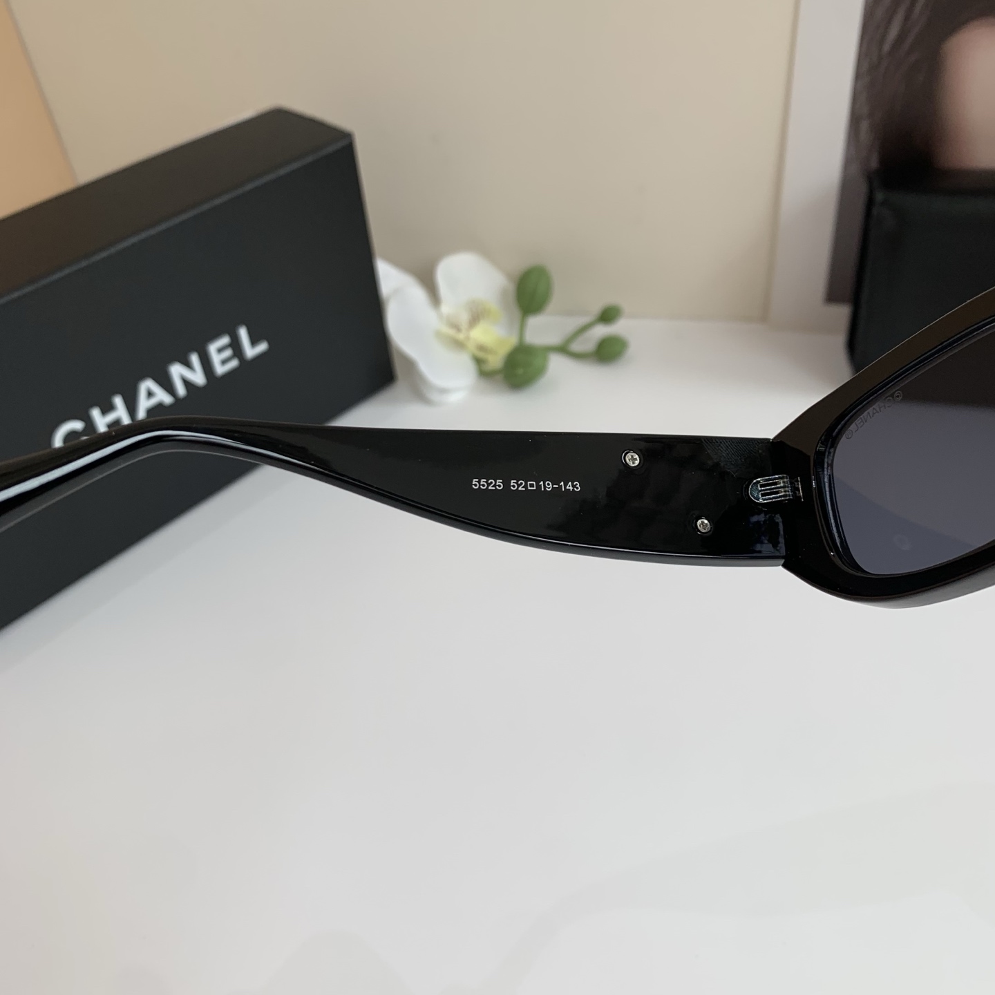 p125
CHANEL 香奈儿 2025新款太阳镜 欧美风网红款墨镜 专柜同步 时尚潮流款