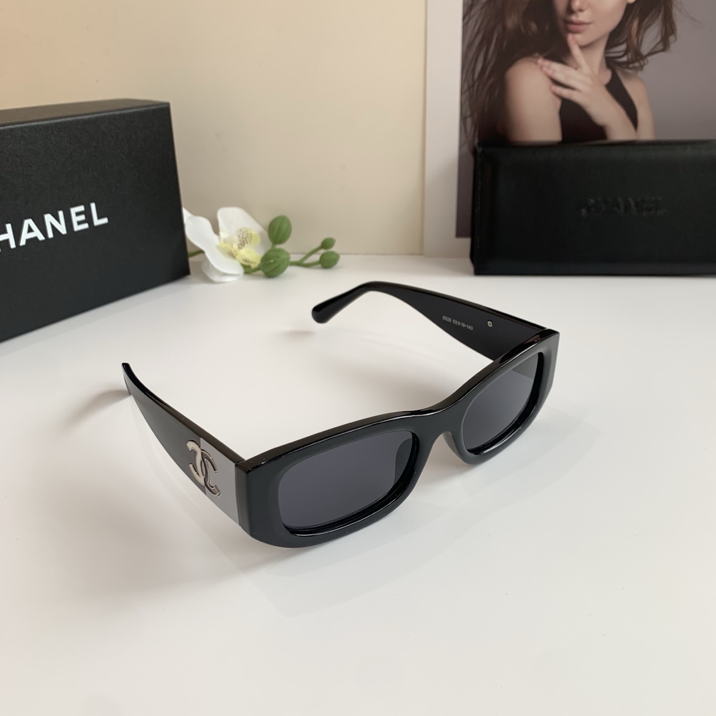p125
CHANEL 香奈儿 2025新款太阳镜 欧美风网红款墨镜 专柜同步 时尚潮流款