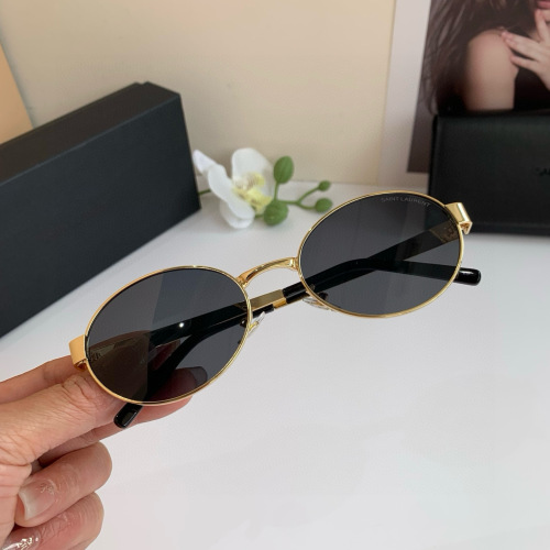 Yves Saint Laurent Metal Frame Oval Sunglasses - Stylish & Protective 1 Yves Saint Laurent Metal Frame Oval Sunglasses - Stylish & Protective