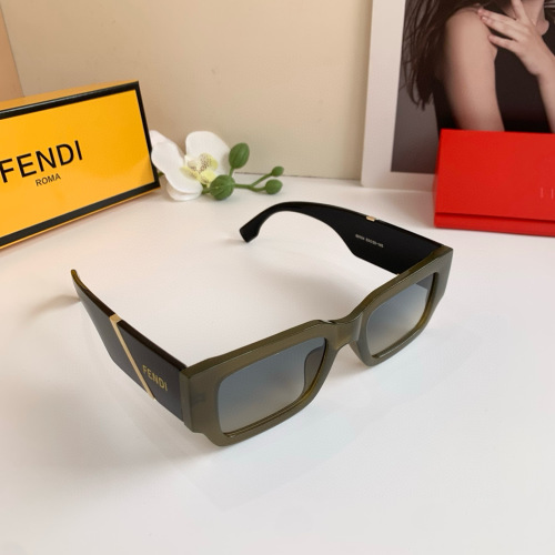 Fendi Fashion Square Frame Sunglasses Comfortable Unisex Super Versatile 1 Fendi Fashion Square Frame Sunglasses Comfortable Unisex Super Versatile