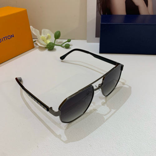 Louis Vuitton Classic Square Sunglasses UV Protection Fashion Eyewear 1 Louis Vuitton Classic Square Sunglasses UV Protection Fashion Eyewear