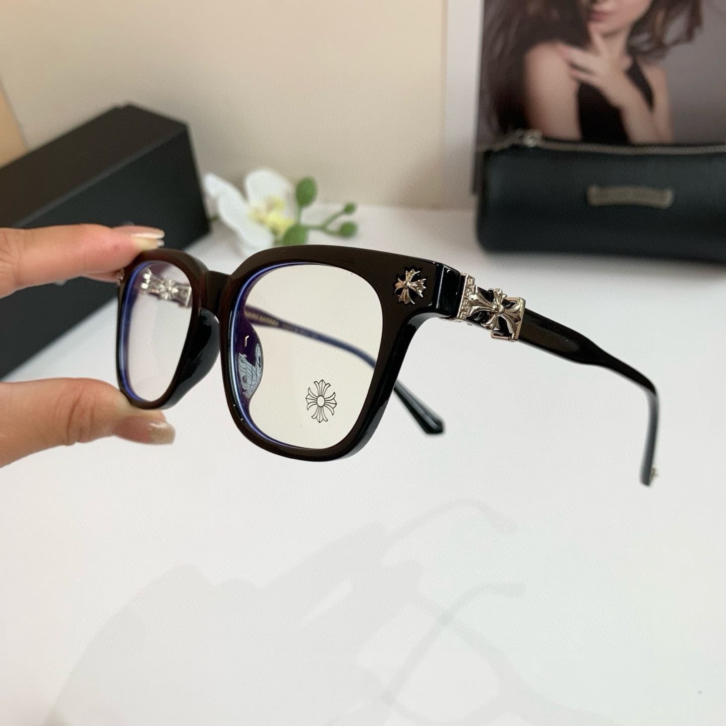 “New European-American Frame Optical Lens: Fashionable Sunglasses for Light Luxuries” - 图片 6