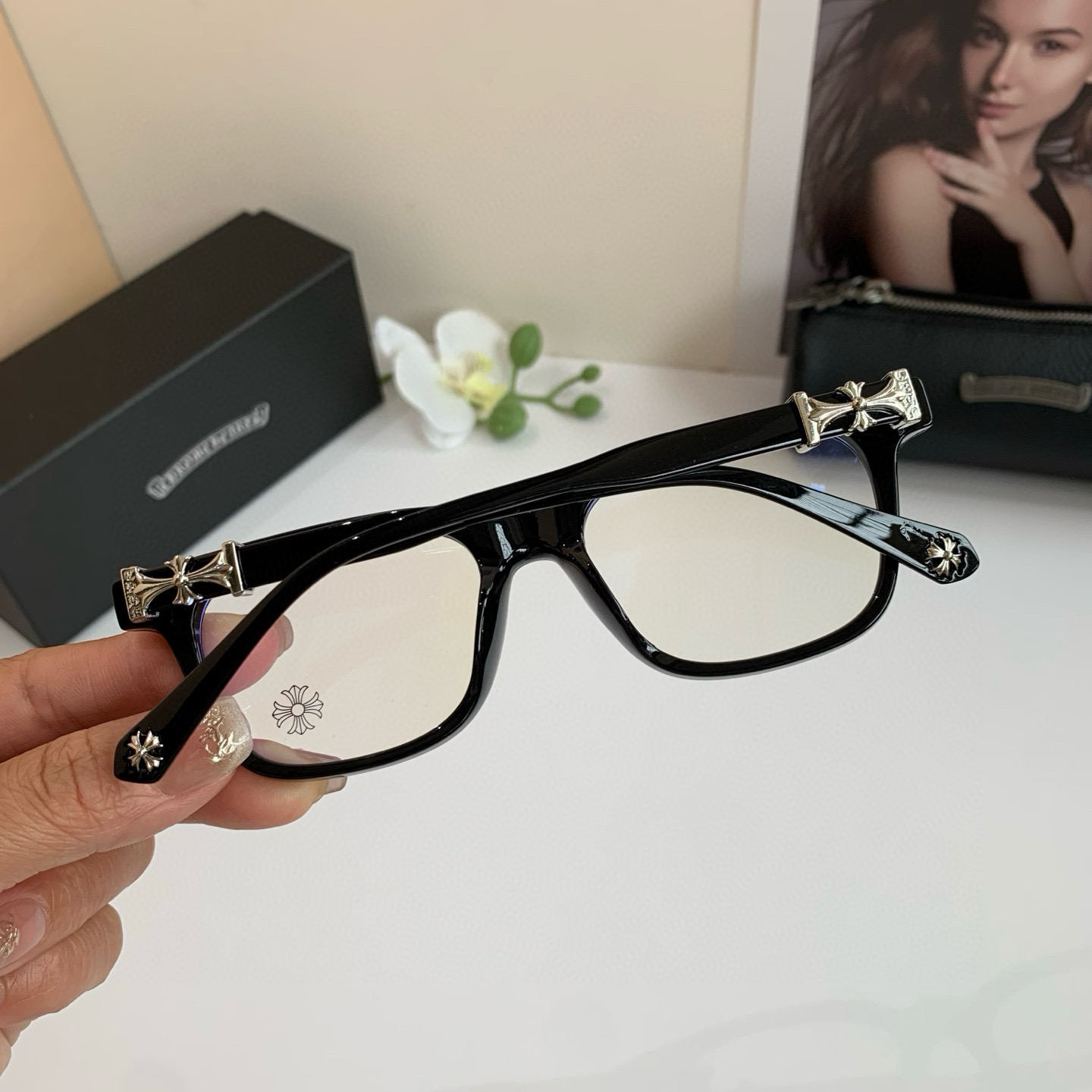 “New European-American Frame Optical Lens: Fashionable Sunglasses for Light Luxuries” - 图片 5
