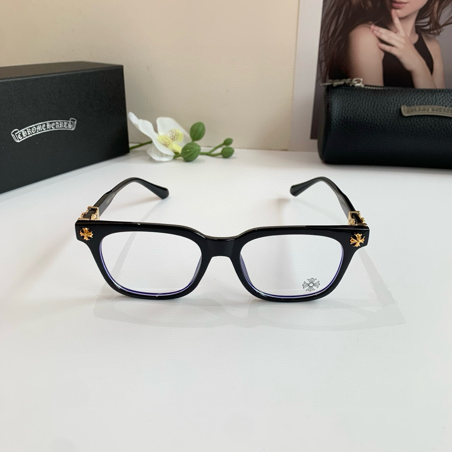 New European-American Frame Optical Lens for Fashionable Sunglasses: Light Luxuries of the Net - 图片 4