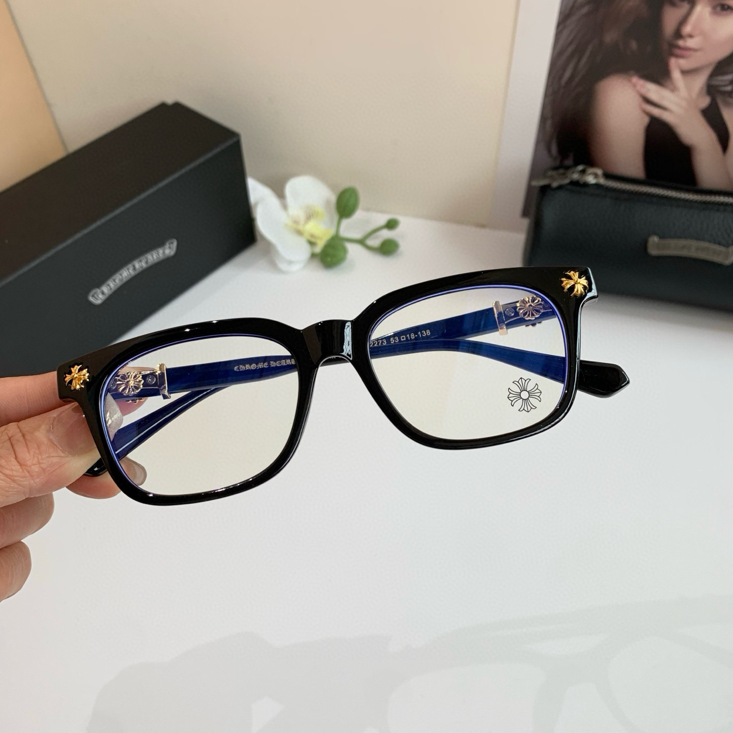 New European-American Frame Optical Lens for Fashionable Sunglasses: Light Luxuries of the Net - 图片 1