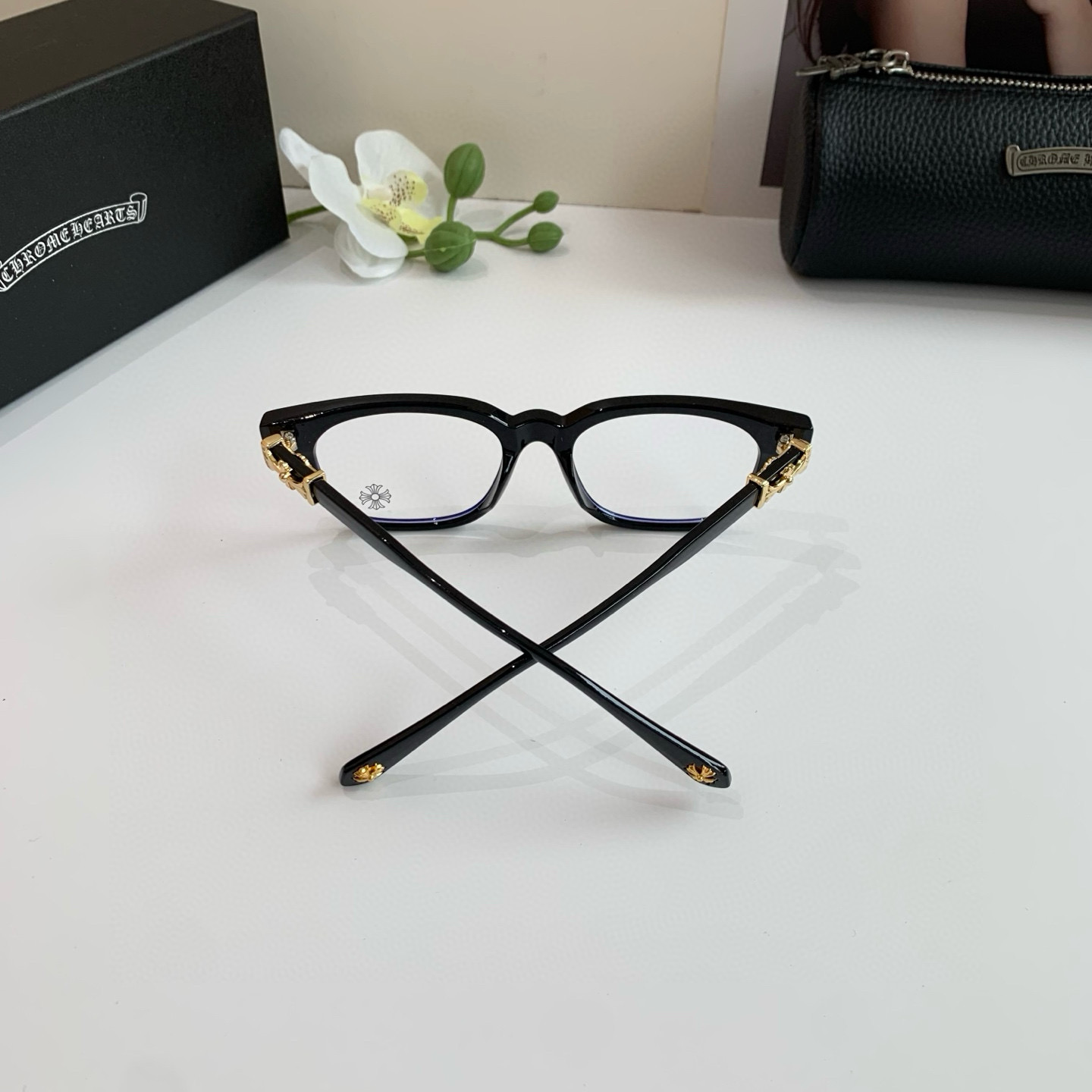 New European-American Frame Optical Lens for Fashionable Sunglasses: Light Luxuries of the Net - 图片 8