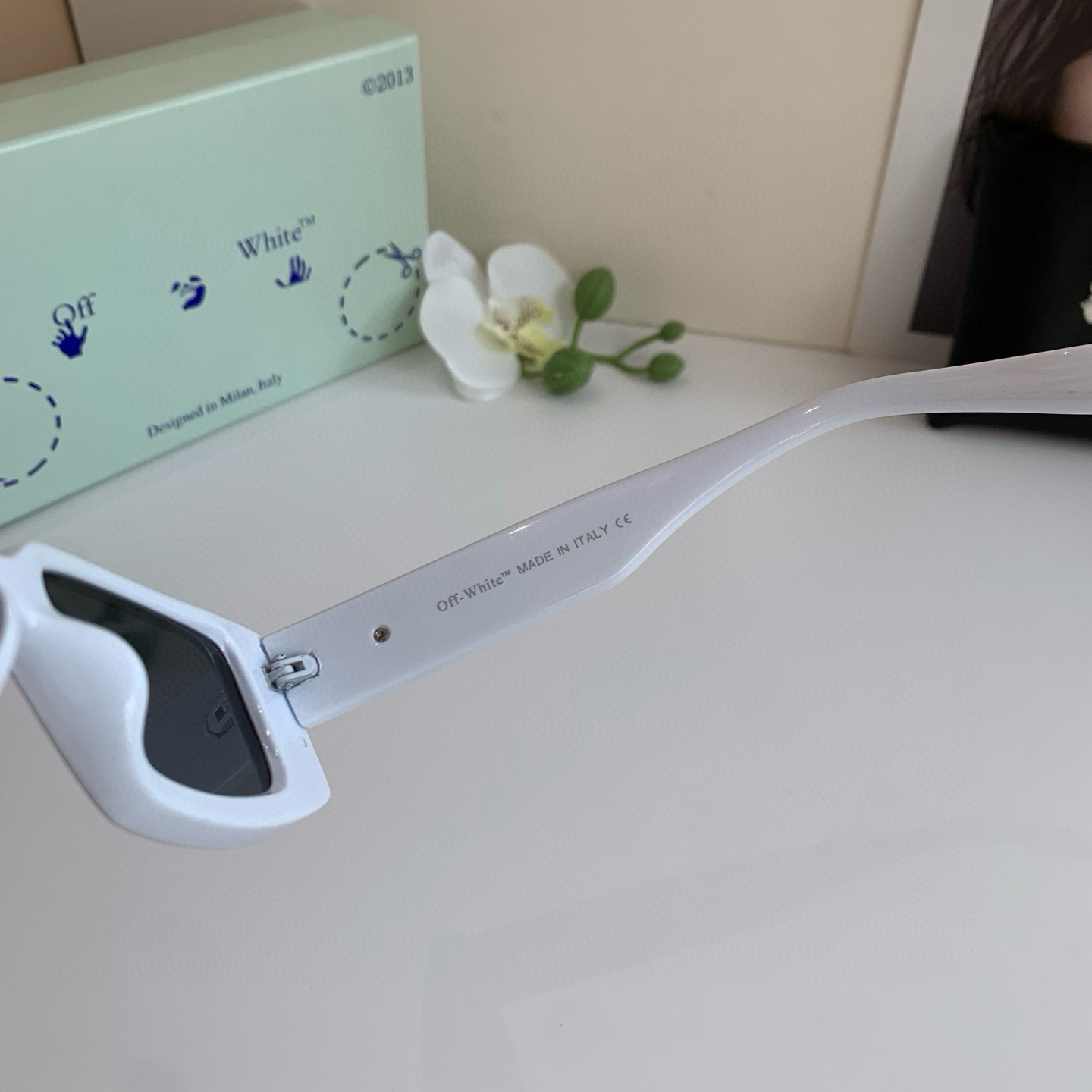 p245 Off-White design little box sunglasses, super-lighty, stylish sunglasses, hundred glasses out - 图片 6