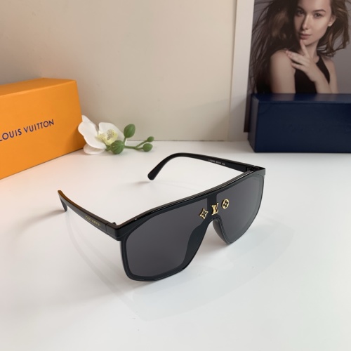 Louis Vuitton Trendy One-Piece Sunglasses Fashionable Sunshade Unisex 1 Louis Vuitton Trendy One-Piece Sunglasses Fashionable Sunshade Unisex