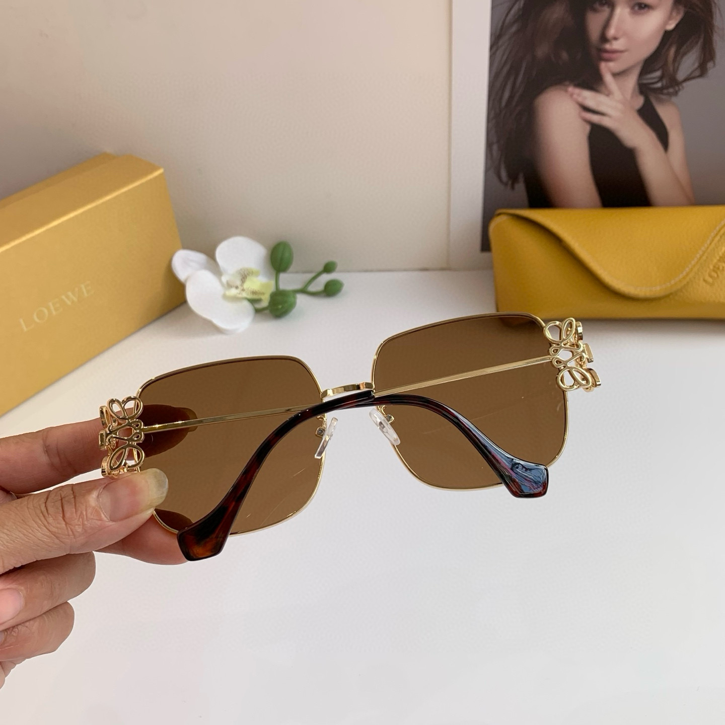 Loewe Sunglasses: UV-Protected Metal Frame in New Foreign Trade Retrospective Fashion Box - 图片 6