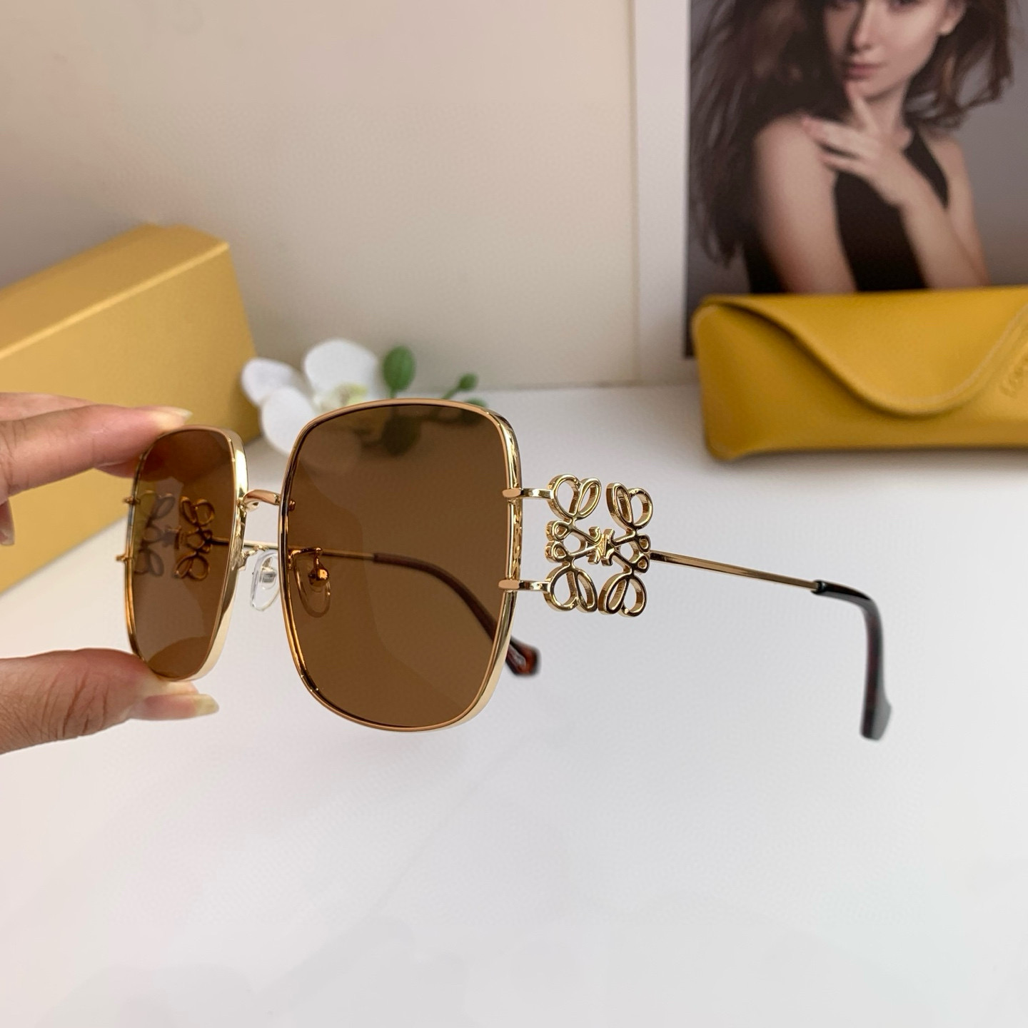 Loewe Sunglasses: UV-Protected Metal Frame in New Foreign Trade Retrospective Fashion Box - 图片 5