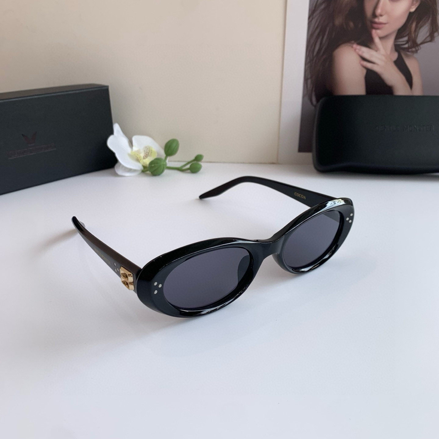 Korean Version Fashion Sunglasses: Red-Black Square Frame, High-End Summer Eyewear - 图片 2