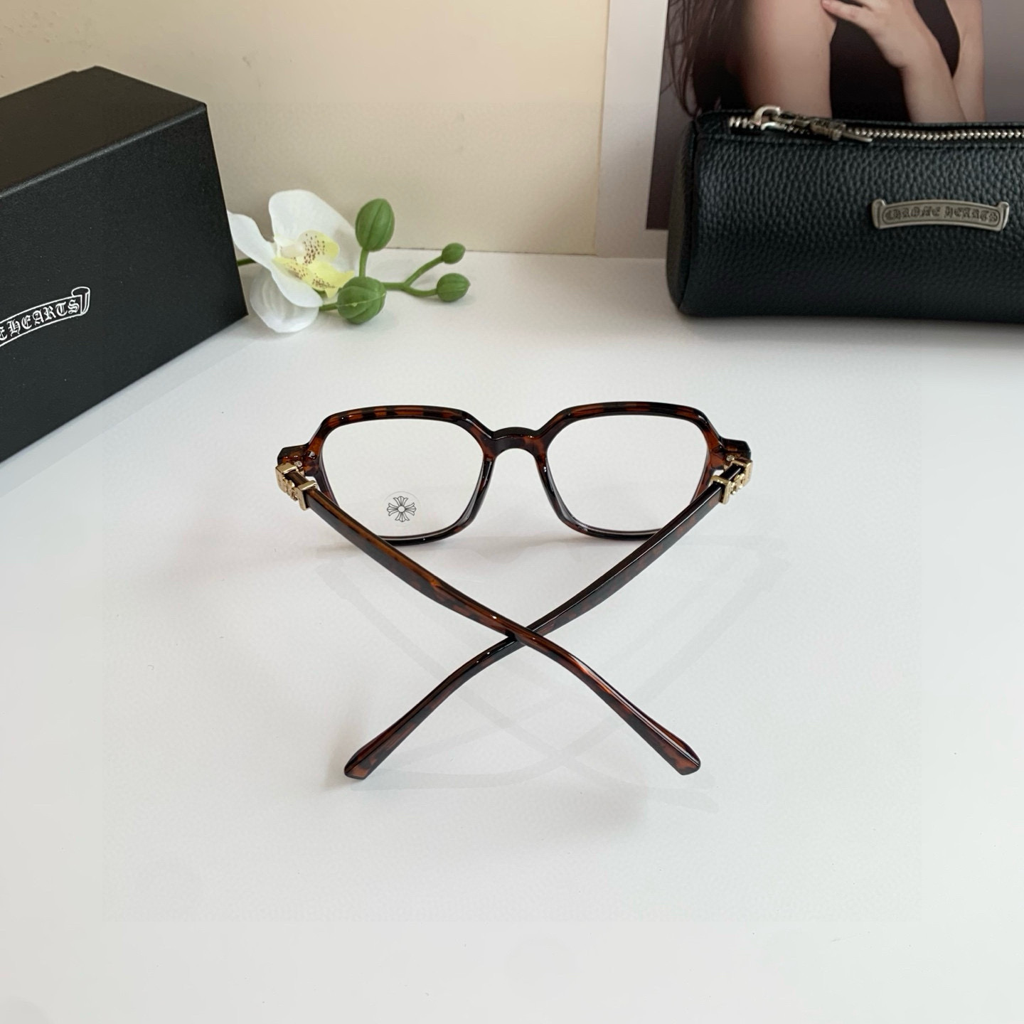 New European-American Frame Optical Lens: Fashionable Sunglasses for Light Luxuries - 图片 8